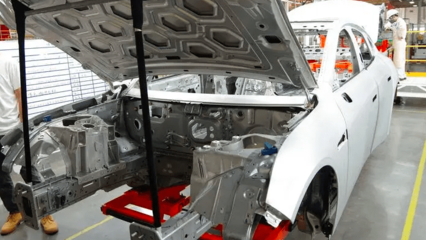 小鵬訂購1.2萬噸大型壓鑄機(jī) 技術(shù)轉(zhuǎn)讓助力，超越特斯拉指日可待？